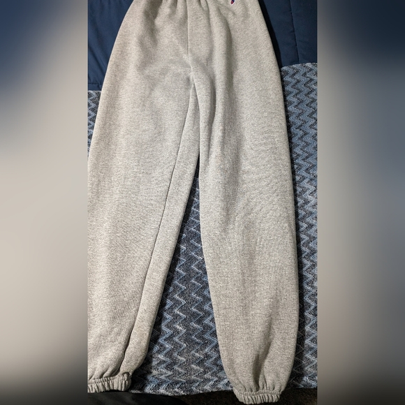 Champion Sweatpants - Picture 3 of 4